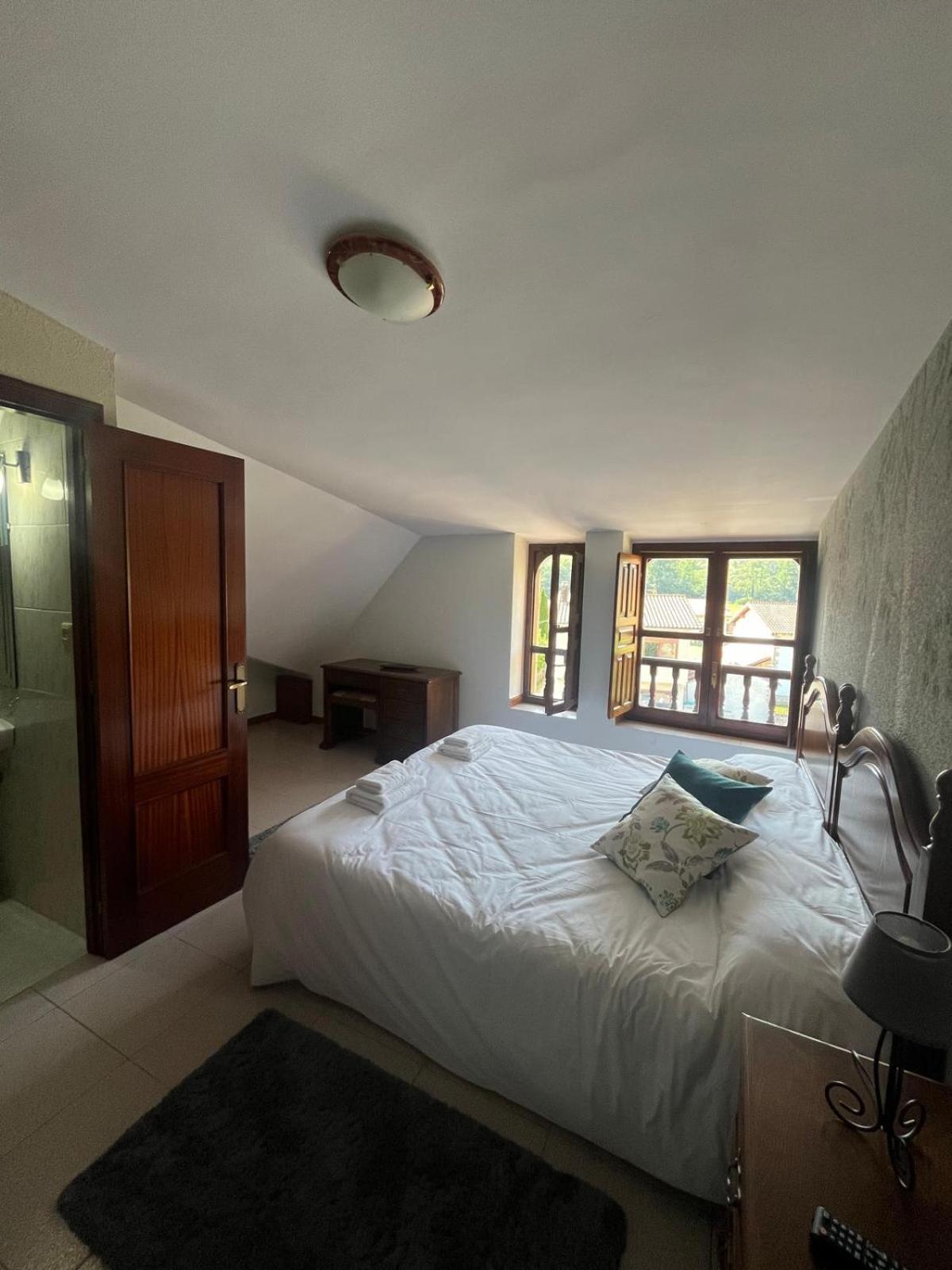 El Pucheru 4 Almas Hotel Barcenaciones Екстериор снимка